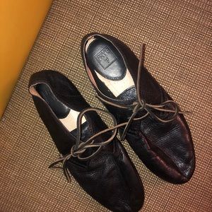 Frye’s Oxfords